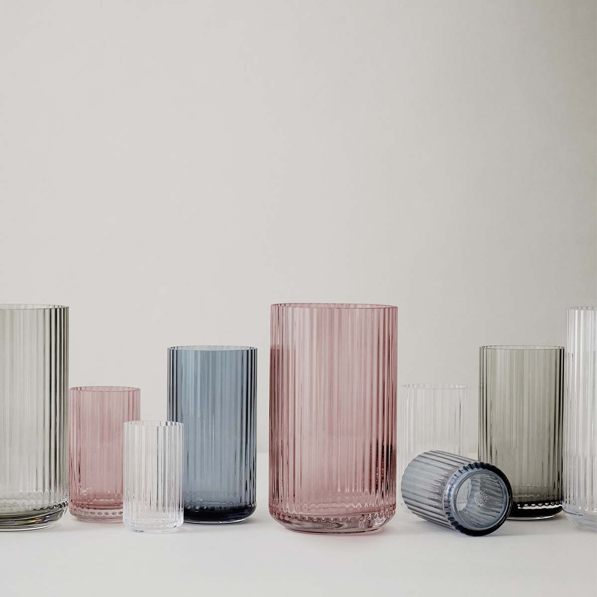 Lyngbyvase H15 burgundy mundblæst glas