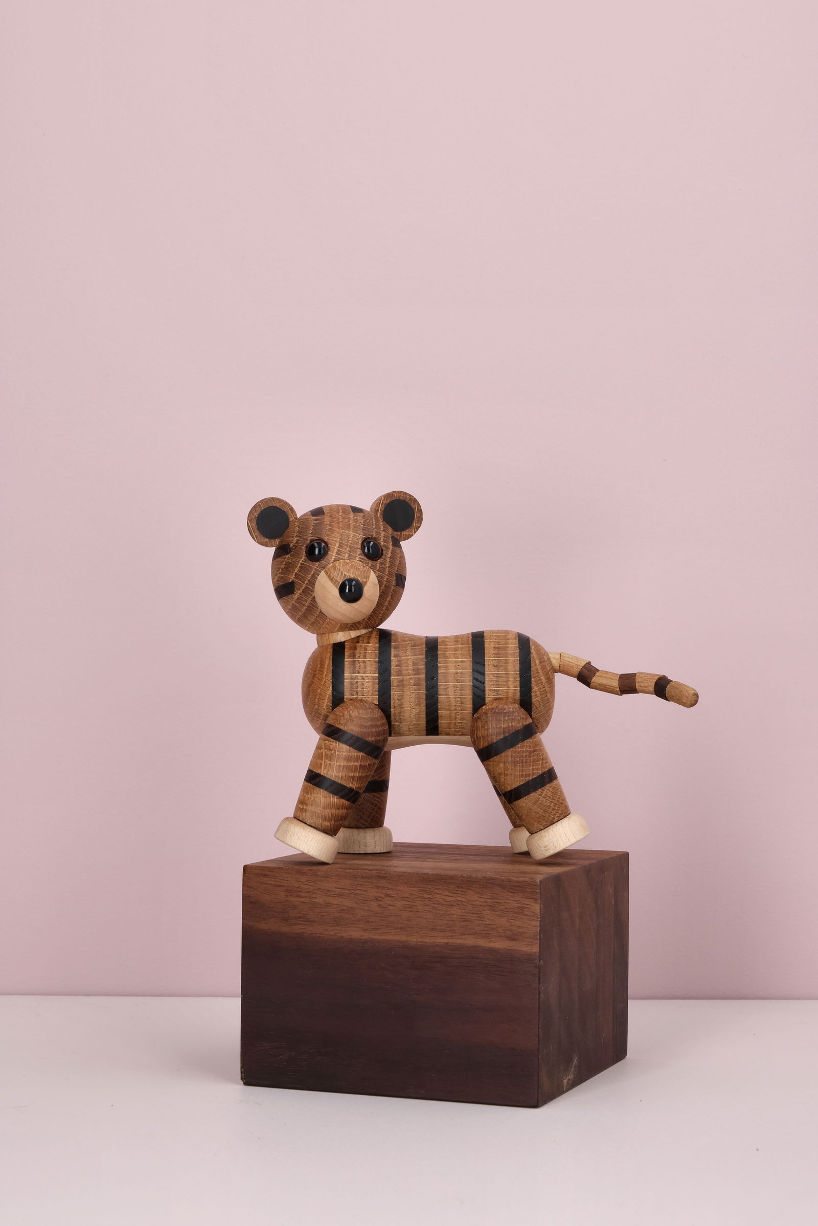 Spring Copenhagen Tiger, Shiva