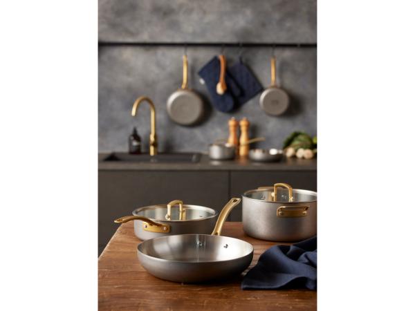 Pillivuyt Gourmet Durance Kasserolle med låg Dia 18 cm 2 liter Stål