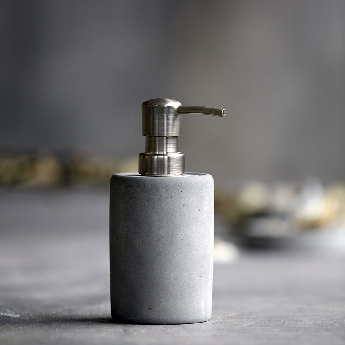 Cement Sæbedispenser, H 17,1 cm