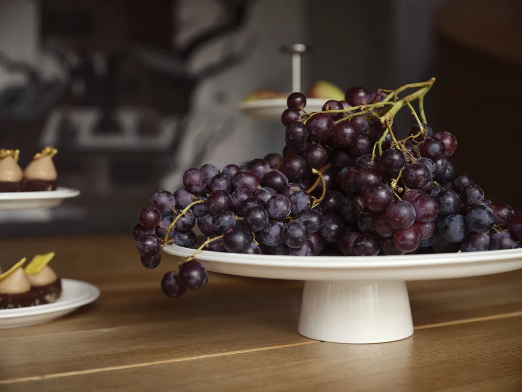 Zone Lagkagefad Eau 32 cm Offwhite Porcelæn