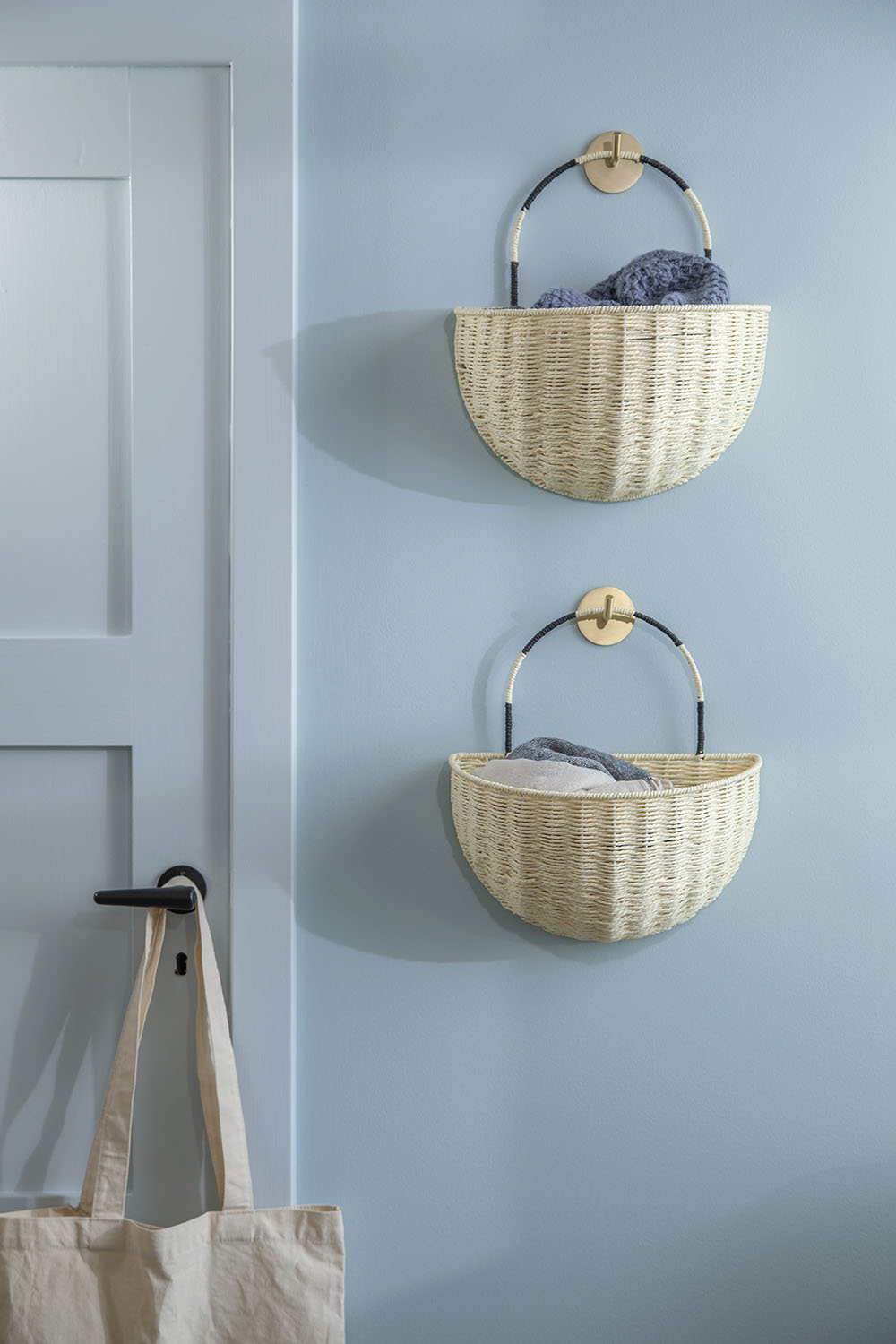 MOUD Home UNA Knage – børstet messing