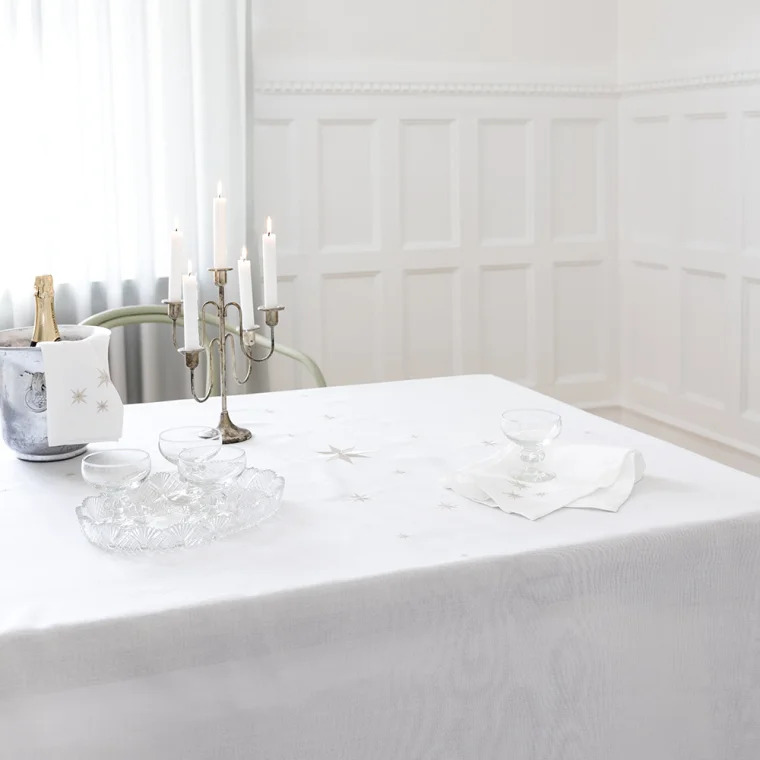 Sølvstjernedug - 140 x 340 cm