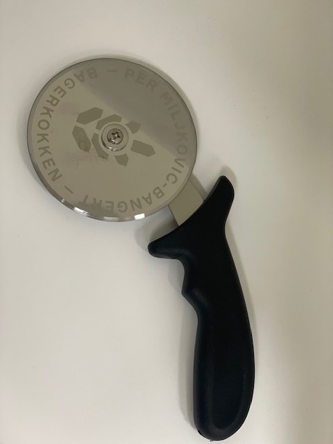 Stor pizzaskærer Ø10,5 cm*