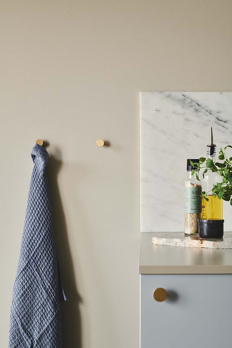 MOUD Home DOT messing knage - Ø2,5 cm