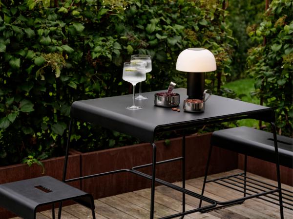 Bænk med hylde A-Bench Outdoor Black