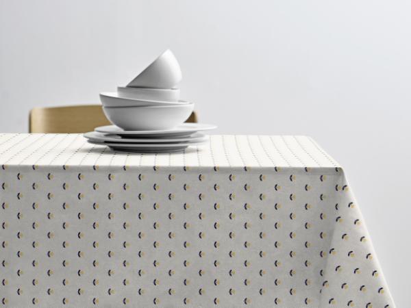 Södahl Tulip Akryldug m. antislip 140 cm Yellow - i metermål