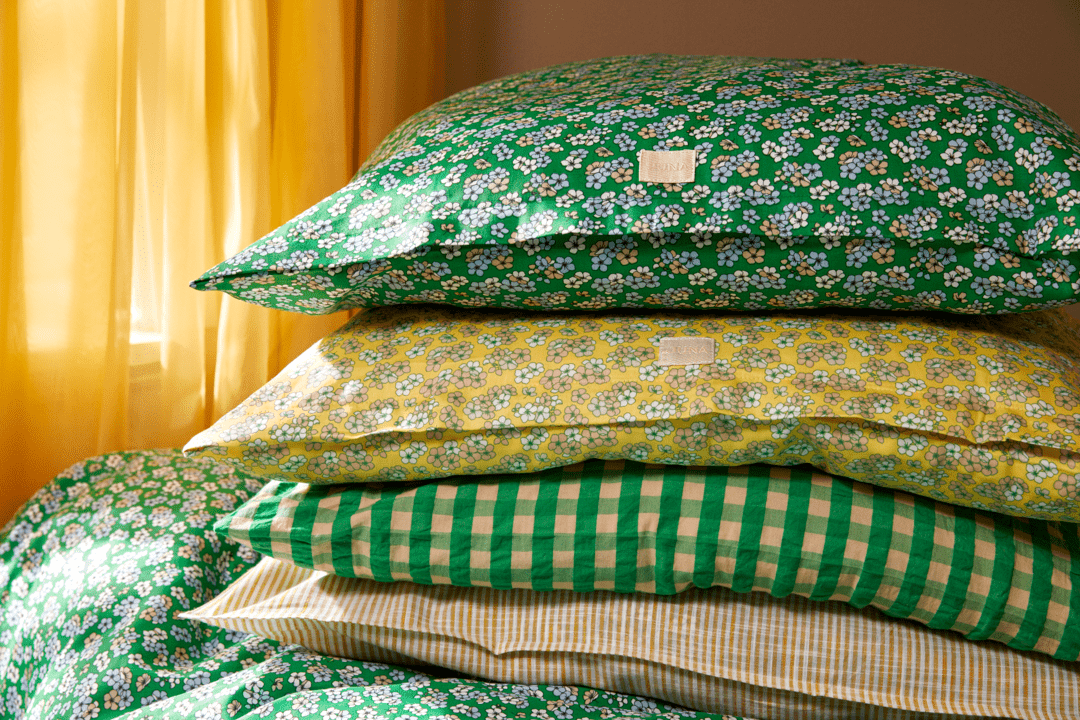 Monochrome Lines Pudebetræk 63x60 cm okker/hvid 