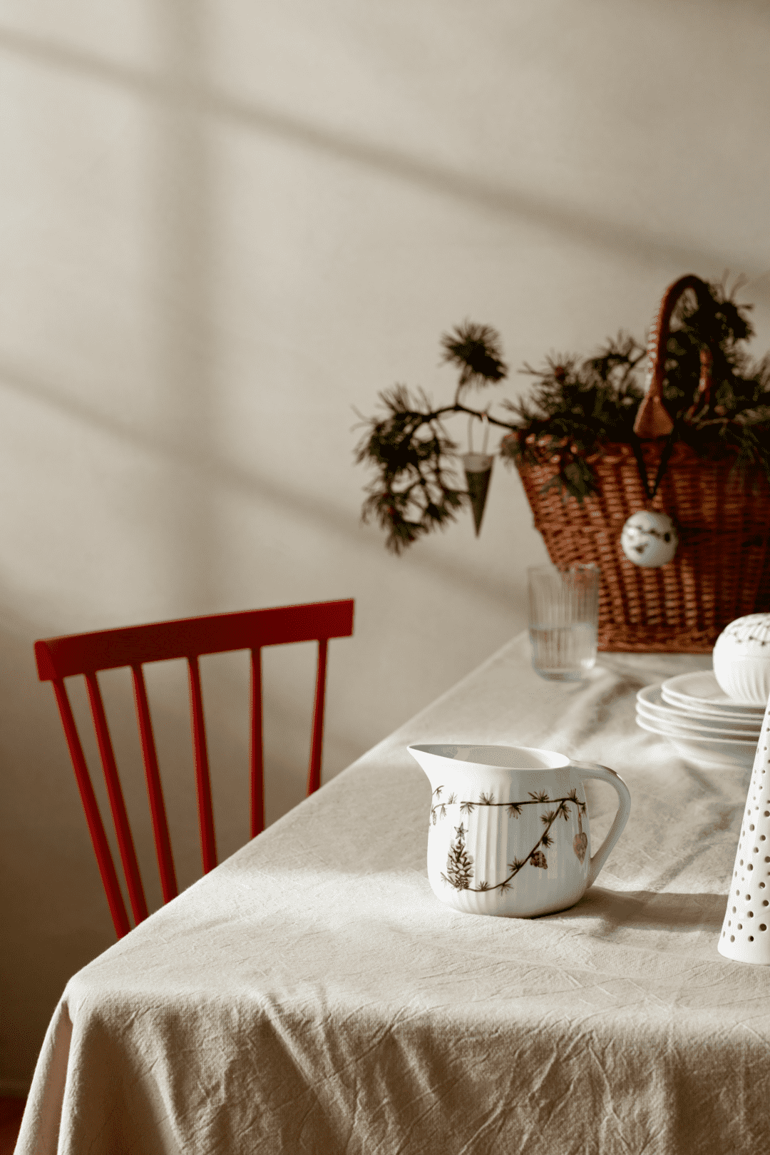 Kähler Hammershøi Christmas Saucekande 66 cl hvid m. deko