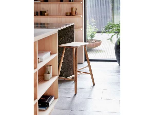 Villa Collection Bodo Skammel 46,5 x 28 x 64 cm Naturolieret Eg