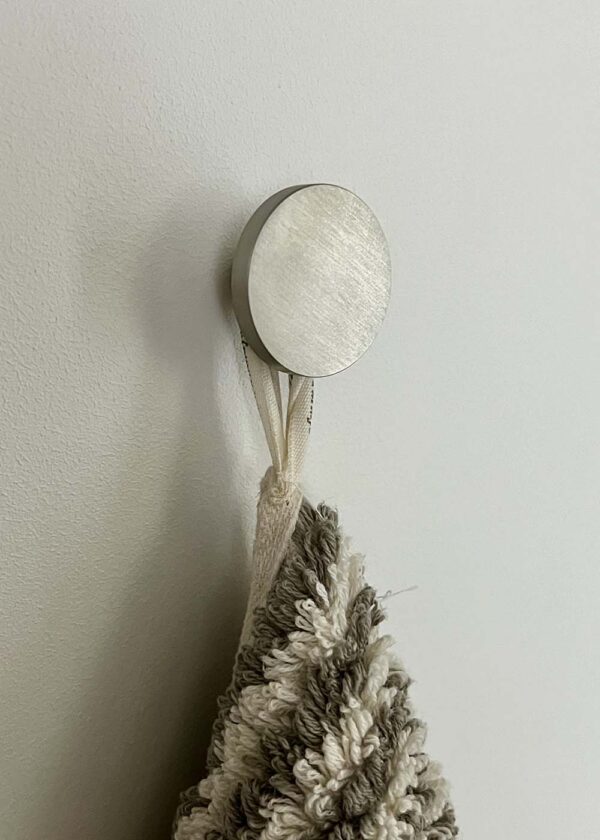 MOUD Home DOT knage børstet stål - Ø3,2 cm