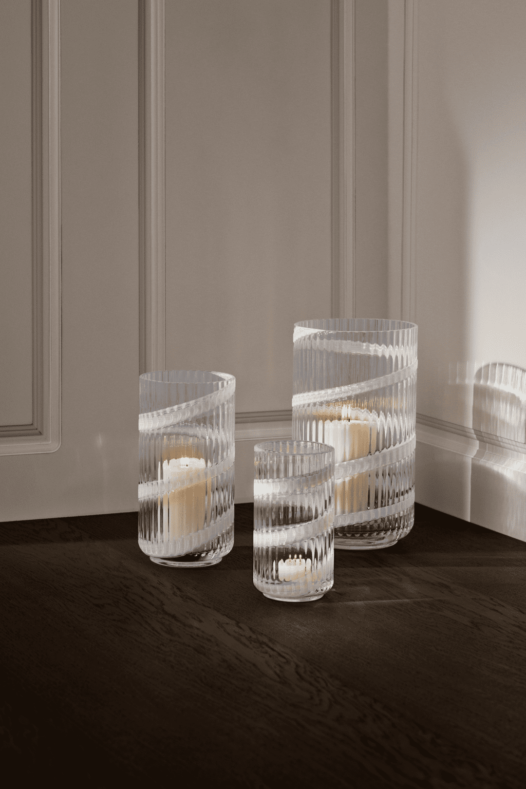 Lyngby Vase H20.5 cm swirl hvid mundblæst glas