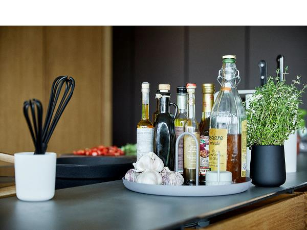 Zone Singles Bakke Dia 30 x 13,4 cm Sort