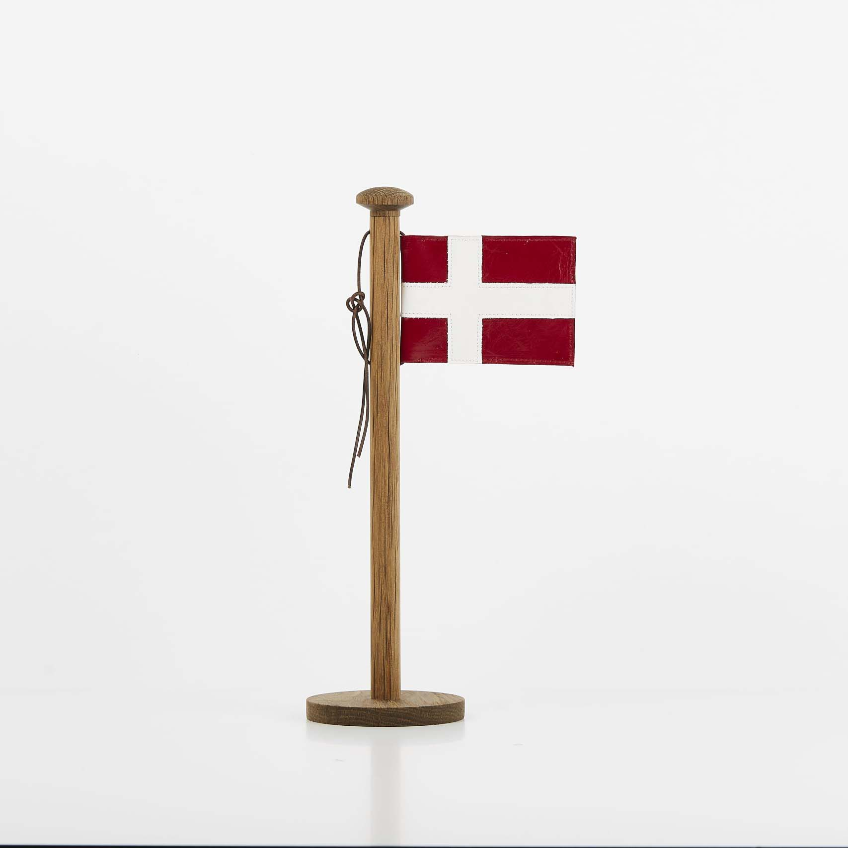 Bordflag, lys eg, lille, 33 cm