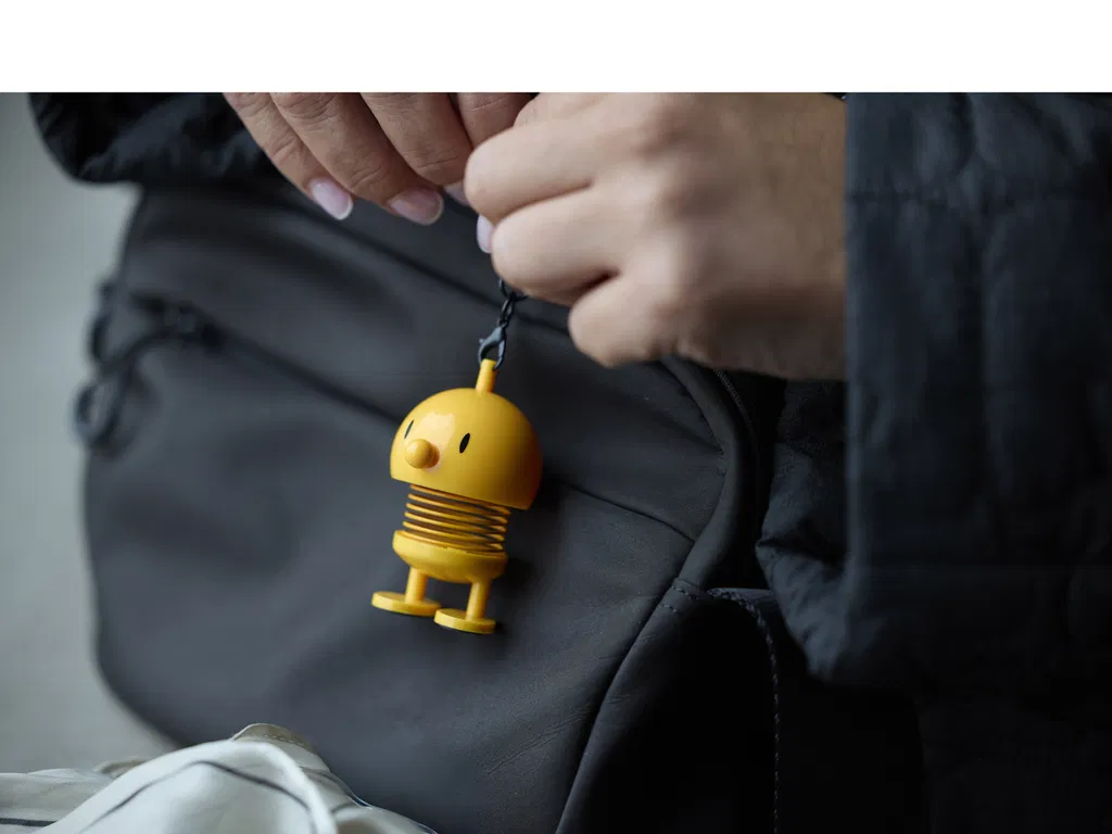 Hoptimist Bag charm, 4x3,4x5,9 cm, Gul