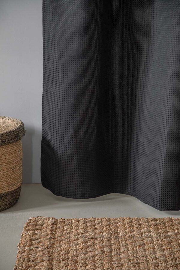 MOUD Home WAFFLE Badeforhæng i sort - 180x200 cm