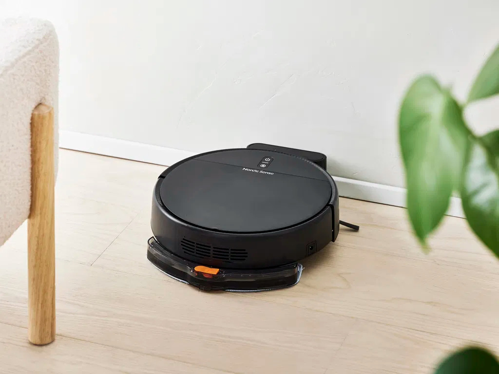 Nordic Sense Robotstøvsuger med ladestation Sort