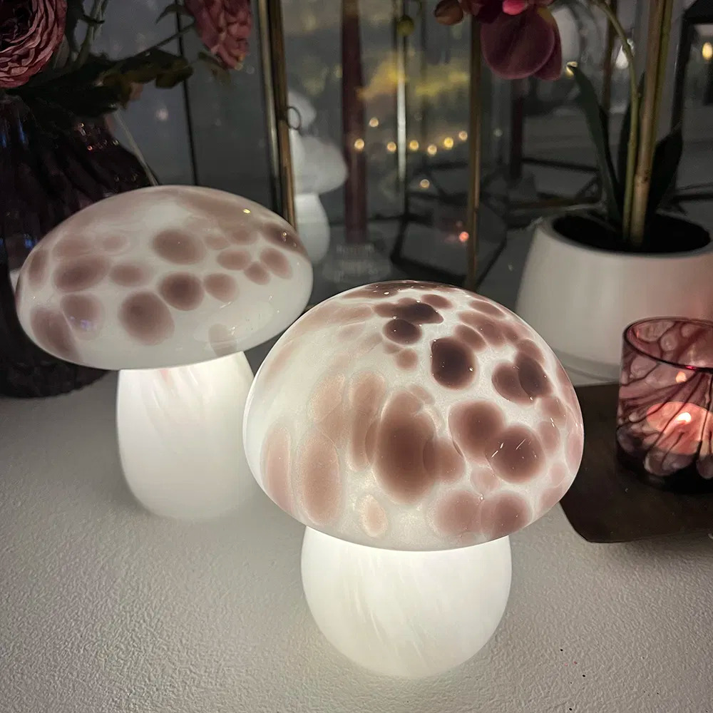 Mushroom glaslampe LED, stor, lavendel, H18/D16 cm