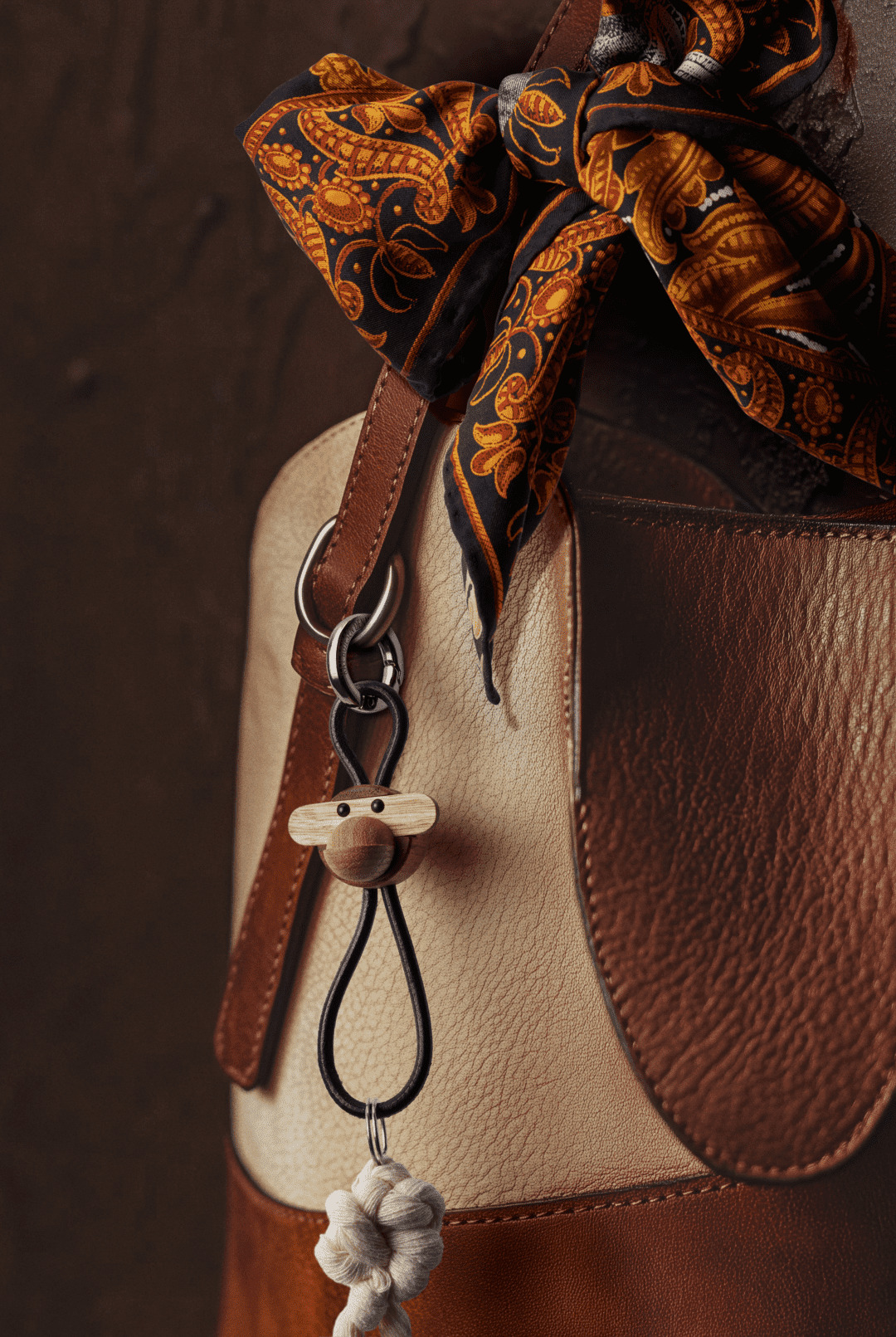 Kay Bojesen Abe sølv nøglering med sort læder teak/limba