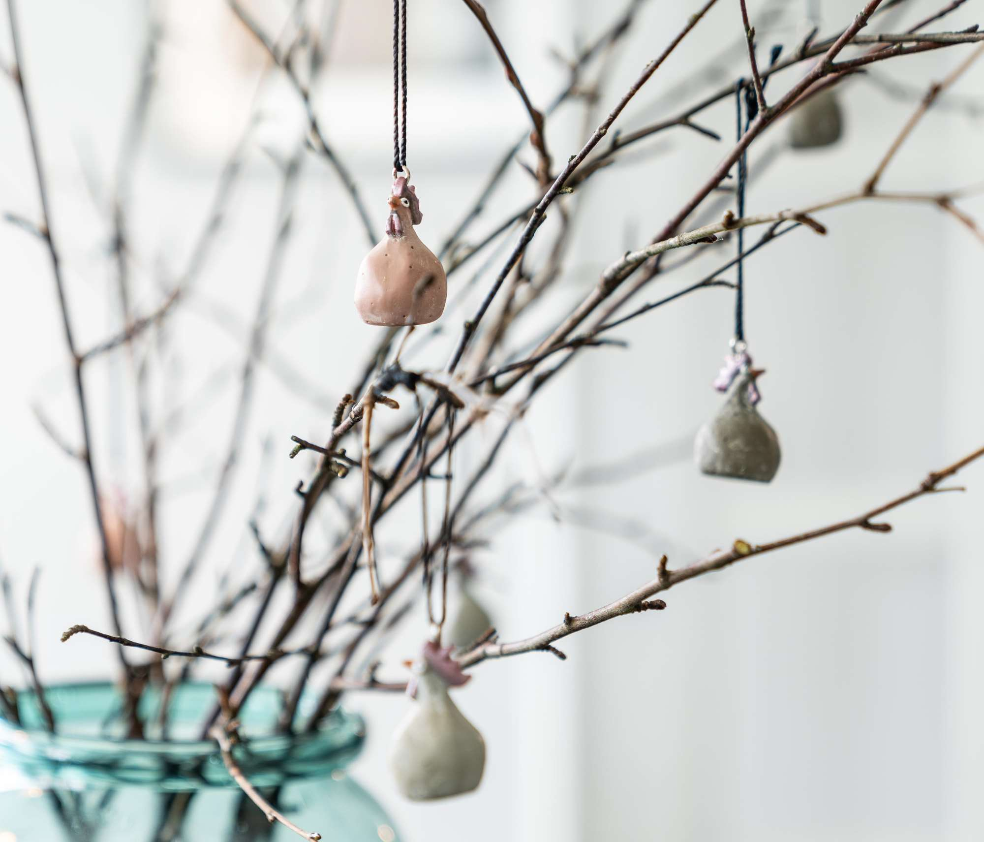 Hængende Høns 6stk mix, lysegrå, terracotta, mørkegrå